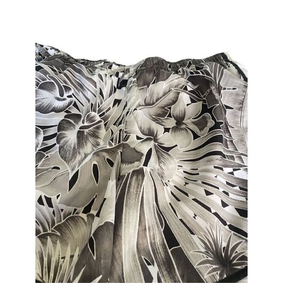 Nike Dri Fit Athletic Women’s Shorts Tropical Floral XL Black/ Gray - Picture 4 of 9